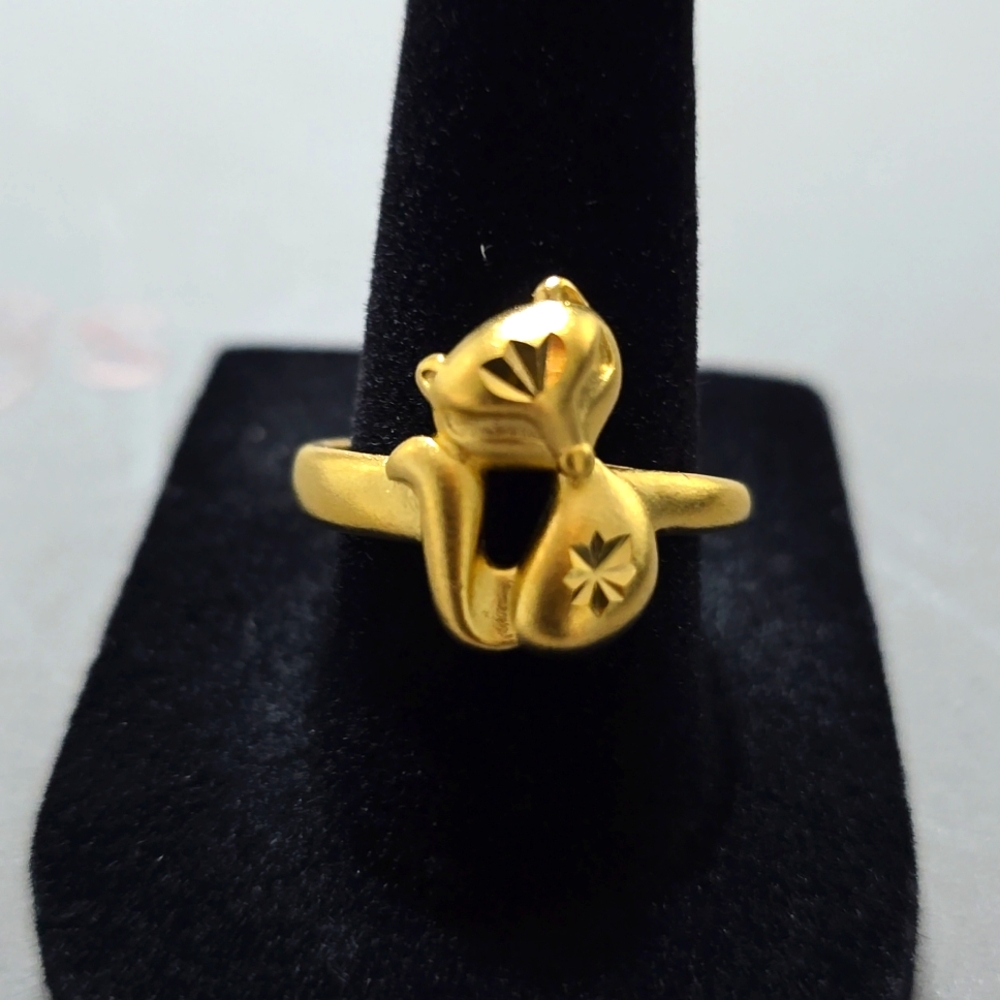 Stainless steel expandable gold plated fox ring